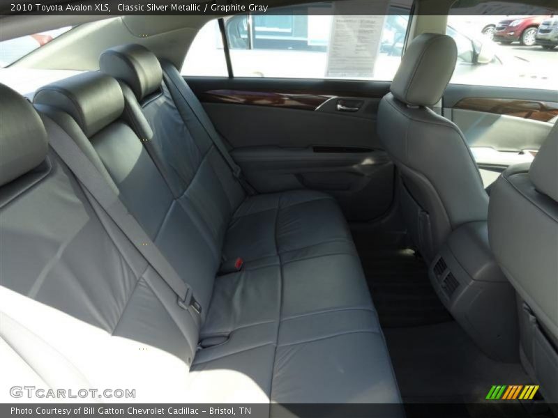 Classic Silver Metallic / Graphite Gray 2010 Toyota Avalon XLS