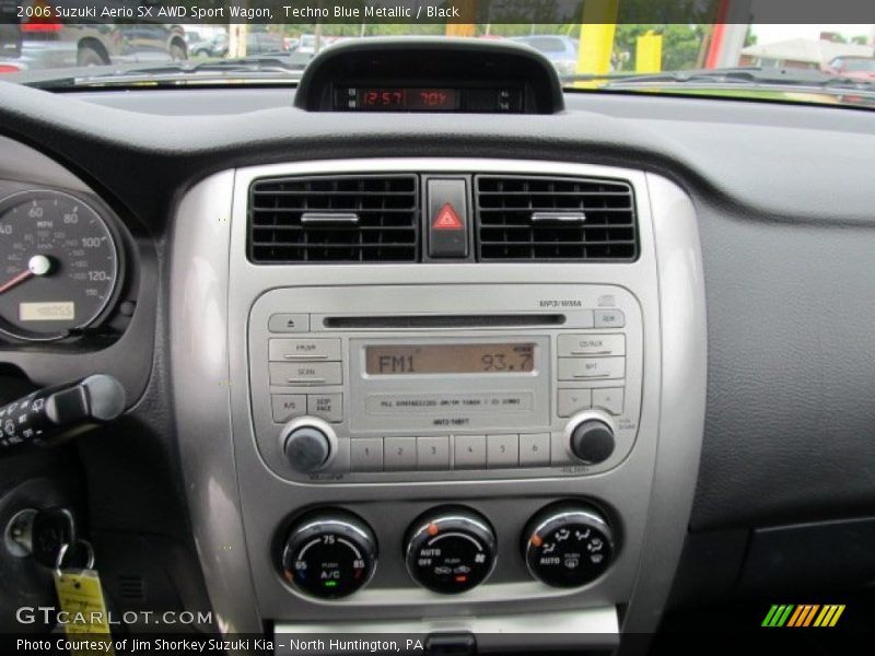 Controls of 2006 Aerio SX AWD Sport Wagon