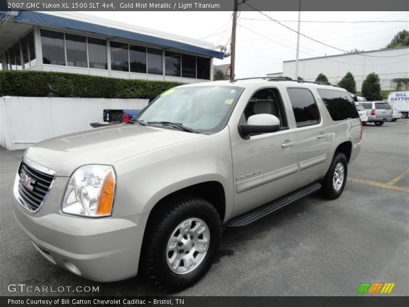 Front 3/4 View of 2007 Yukon XL 1500 SLT 4x4