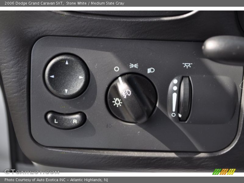 Stone White / Medium Slate Gray 2006 Dodge Grand Caravan SXT