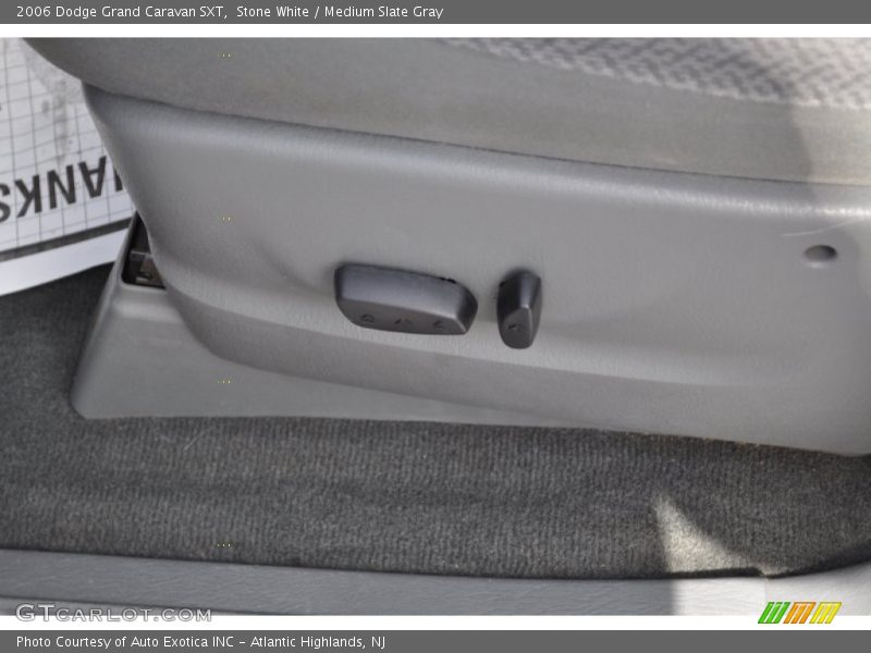 Stone White / Medium Slate Gray 2006 Dodge Grand Caravan SXT