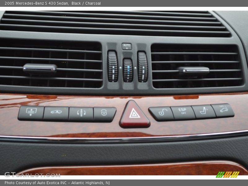 Controls of 2005 S 430 Sedan