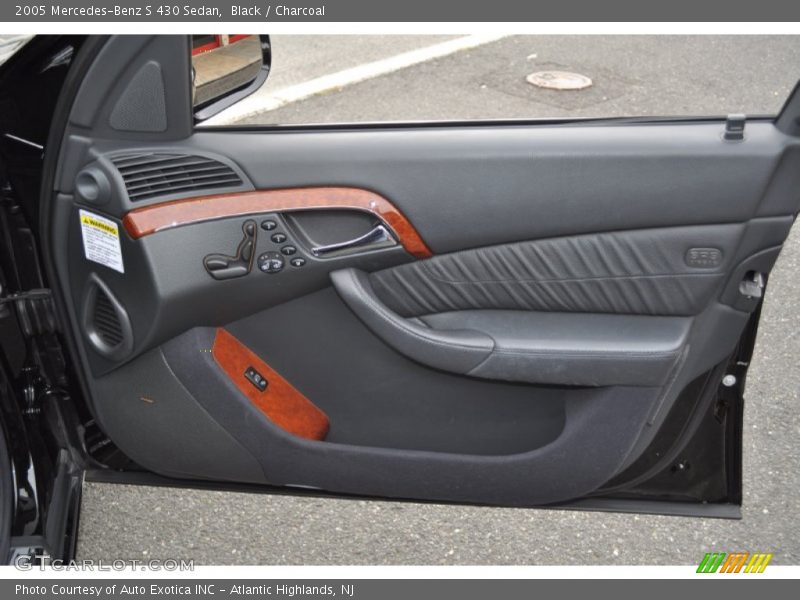 Door Panel of 2005 S 430 Sedan