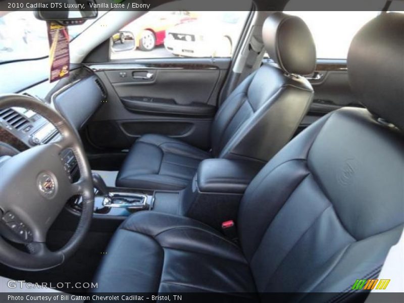 Vanilla Latte / Ebony 2010 Cadillac DTS Luxury