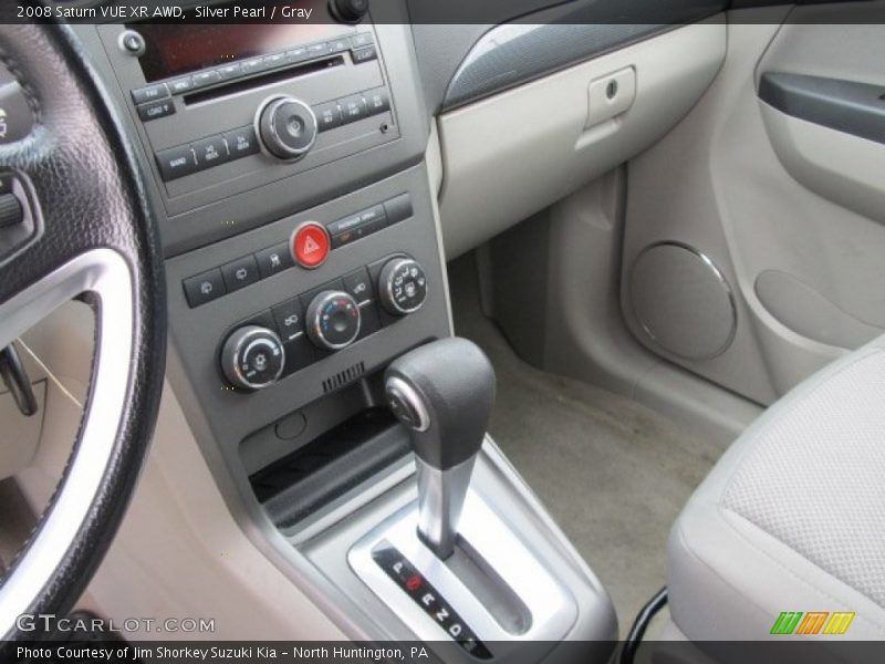 Silver Pearl / Gray 2008 Saturn VUE XR AWD