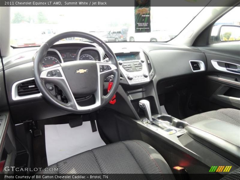 Summit White / Jet Black 2011 Chevrolet Equinox LT AWD