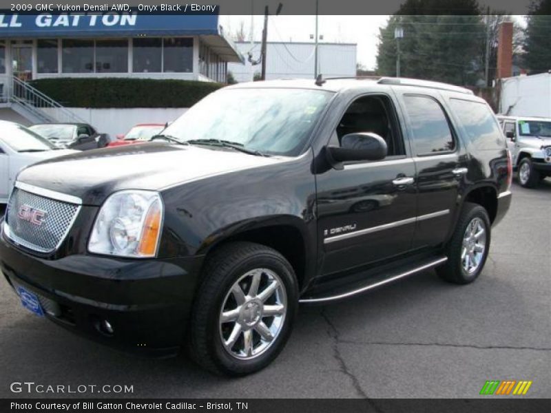 Onyx Black / Ebony 2009 GMC Yukon Denali AWD