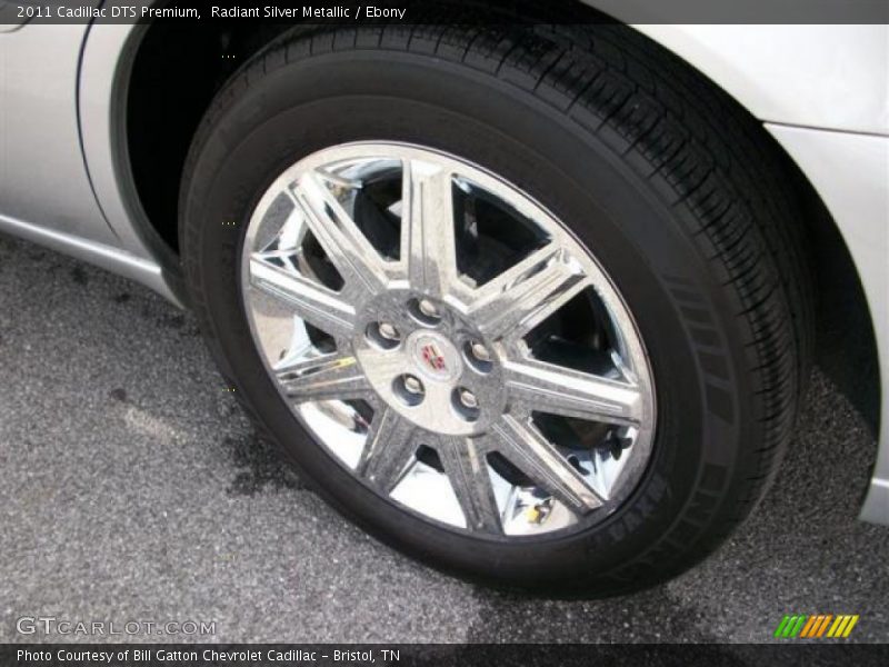 Radiant Silver Metallic / Ebony 2011 Cadillac DTS Premium