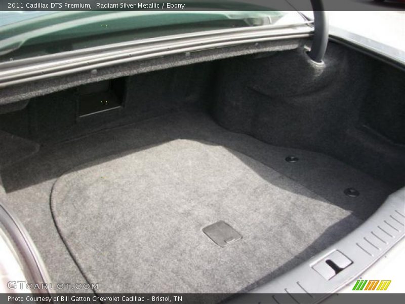 Radiant Silver Metallic / Ebony 2011 Cadillac DTS Premium