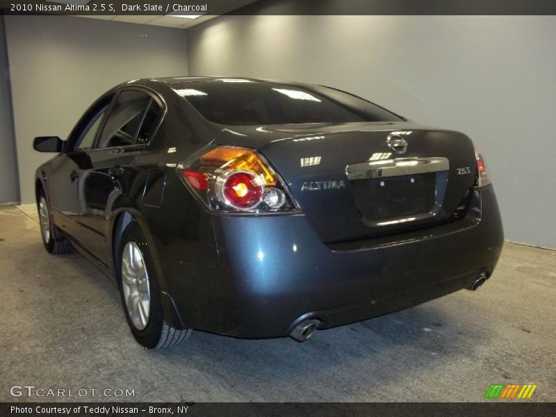 Dark Slate / Charcoal 2010 Nissan Altima 2.5 S