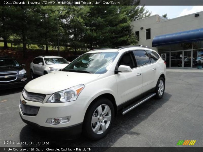 White Diamond Tricoat / Light Gray/Ebony 2011 Chevrolet Traverse LTZ AWD