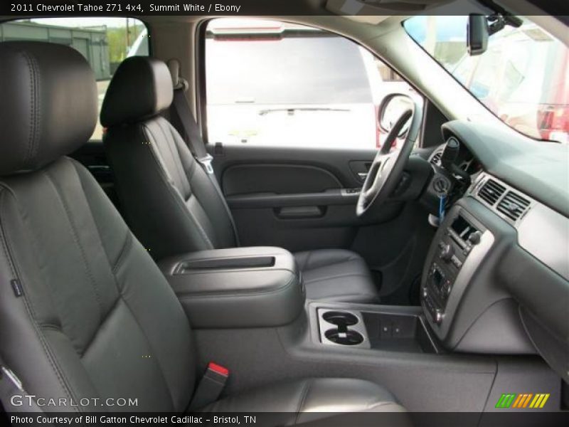 Summit White / Ebony 2011 Chevrolet Tahoe Z71 4x4
