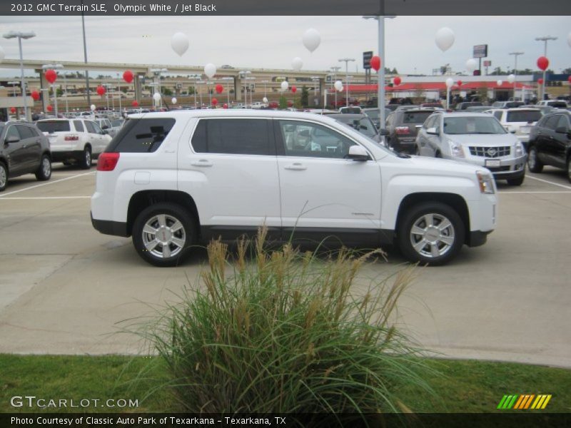Olympic White / Jet Black 2012 GMC Terrain SLE