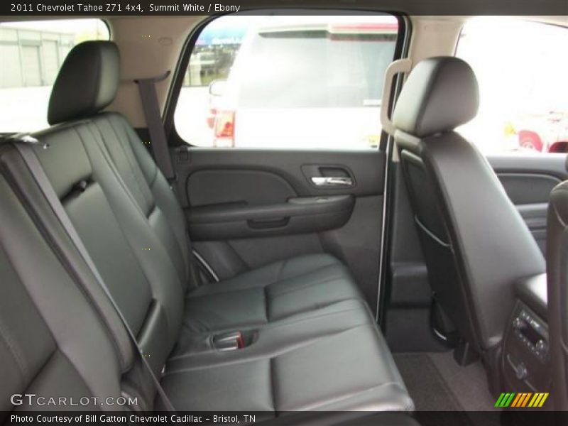Summit White / Ebony 2011 Chevrolet Tahoe Z71 4x4