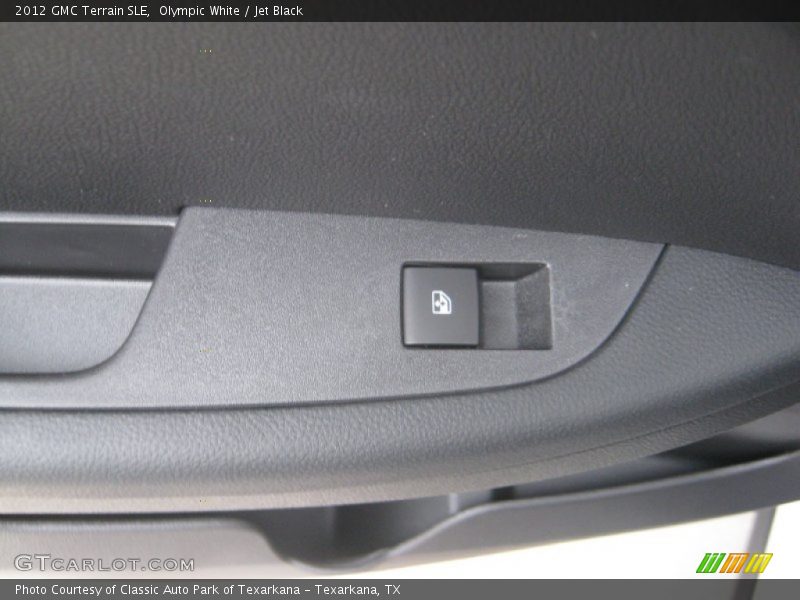 Olympic White / Jet Black 2012 GMC Terrain SLE