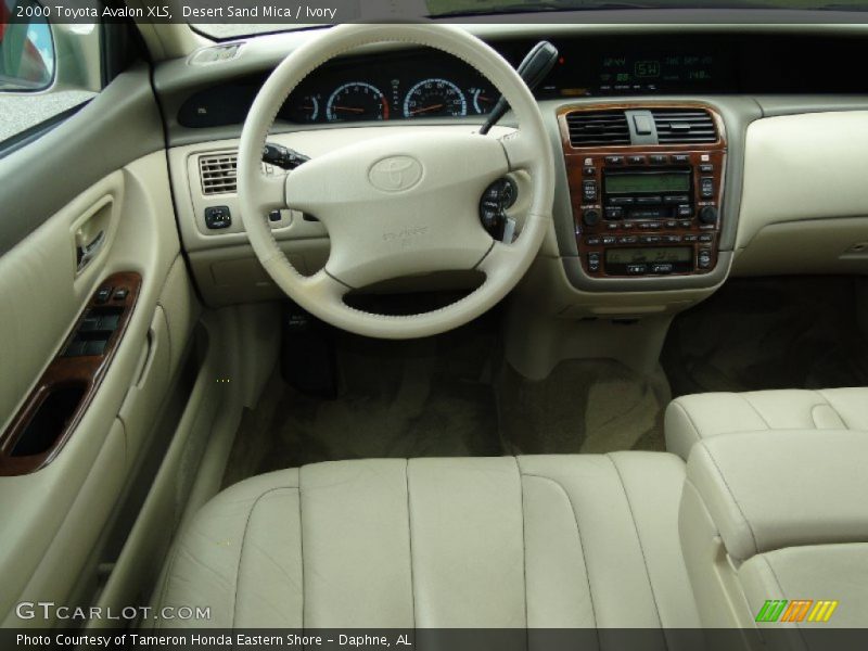 Desert Sand Mica / Ivory 2000 Toyota Avalon XLS