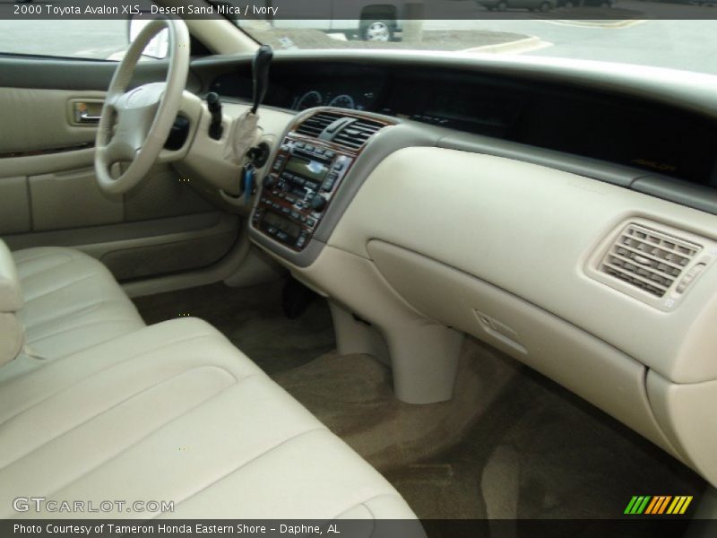 Desert Sand Mica / Ivory 2000 Toyota Avalon XLS