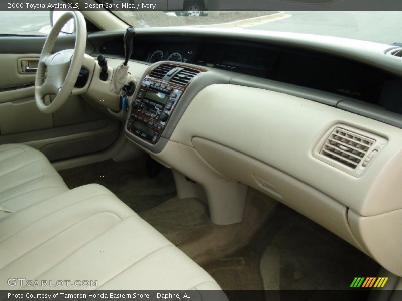 Desert Sand Mica / Ivory 2000 Toyota Avalon XLS