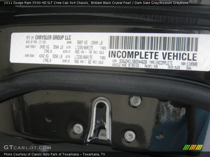 Brilliant Black Crystal Pearl / Dark Slate Gray/Medium Graystone 2011 Dodge Ram 3500 HD SLT Crew Cab 4x4 Chassis