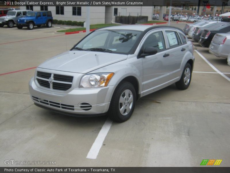 Front 3/4 View of 2011 Caliber Express