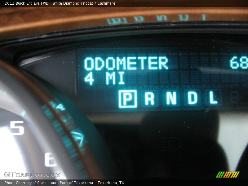 White Diamond Tricoat / Cashmere 2012 Buick Enclave FWD