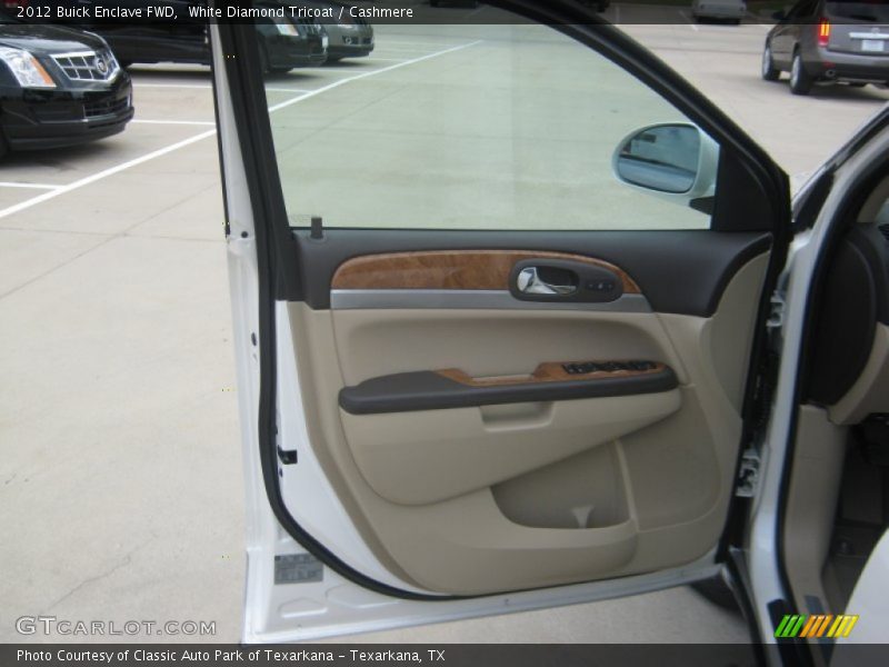 White Diamond Tricoat / Cashmere 2012 Buick Enclave FWD