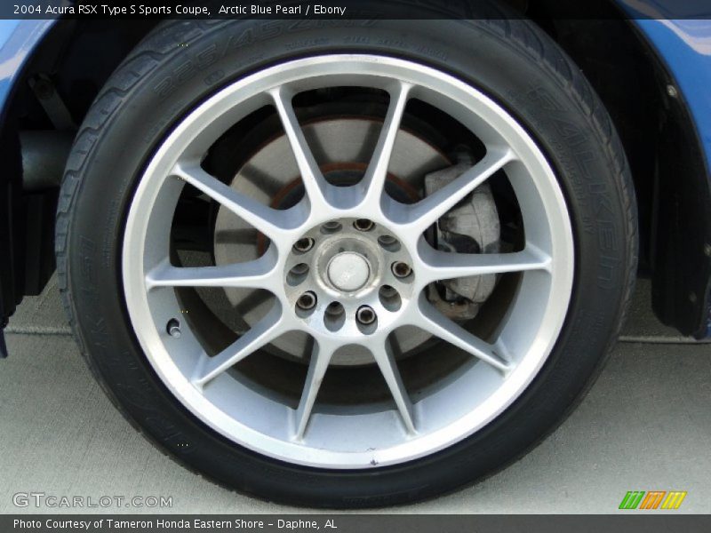Custom Wheels of 2004 RSX Type S Sports Coupe
