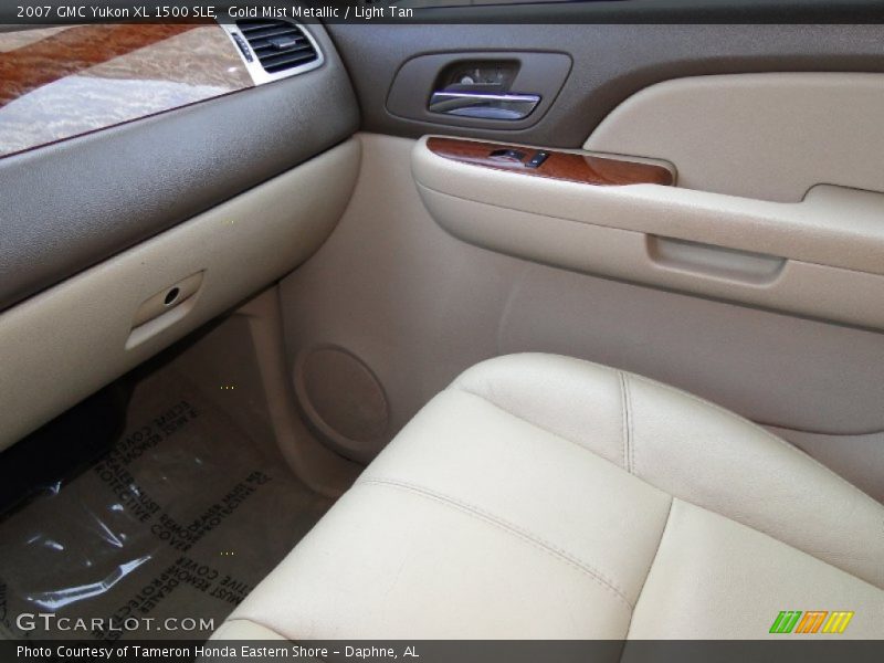 Gold Mist Metallic / Light Tan 2007 GMC Yukon XL 1500 SLE