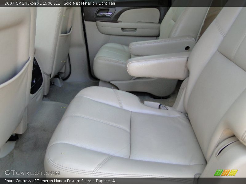 Gold Mist Metallic / Light Tan 2007 GMC Yukon XL 1500 SLE
