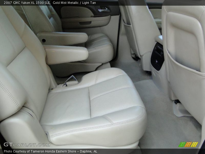 Gold Mist Metallic / Light Tan 2007 GMC Yukon XL 1500 SLE