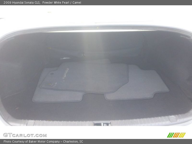 Powder White Pearl / Camel 2009 Hyundai Sonata GLS