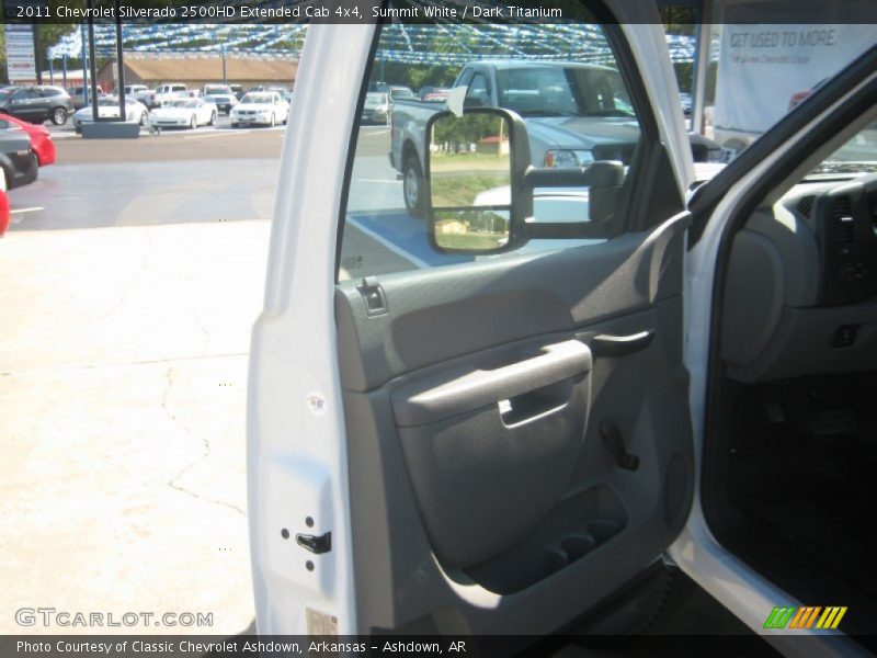 Summit White / Dark Titanium 2011 Chevrolet Silverado 2500HD Extended Cab 4x4