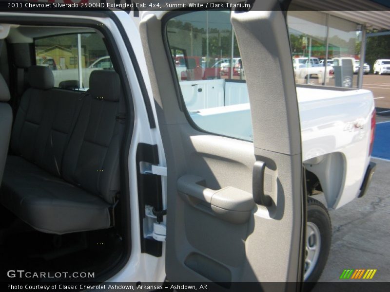 Summit White / Dark Titanium 2011 Chevrolet Silverado 2500HD Extended Cab 4x4