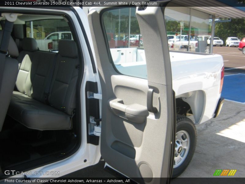Summit White / Dark Titanium 2011 Chevrolet Silverado 2500HD Extended Cab 4x4
