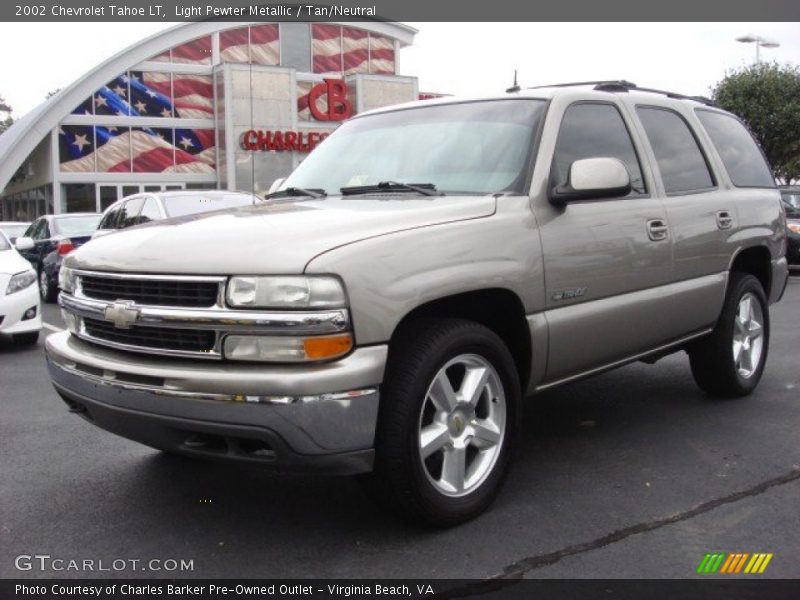 Light Pewter Metallic / Tan/Neutral 2002 Chevrolet Tahoe LT