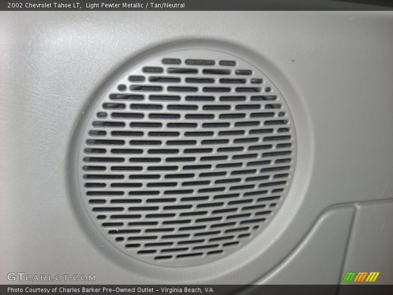 Light Pewter Metallic / Tan/Neutral 2002 Chevrolet Tahoe LT