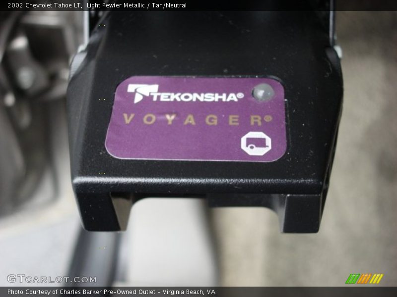 Light Pewter Metallic / Tan/Neutral 2002 Chevrolet Tahoe LT