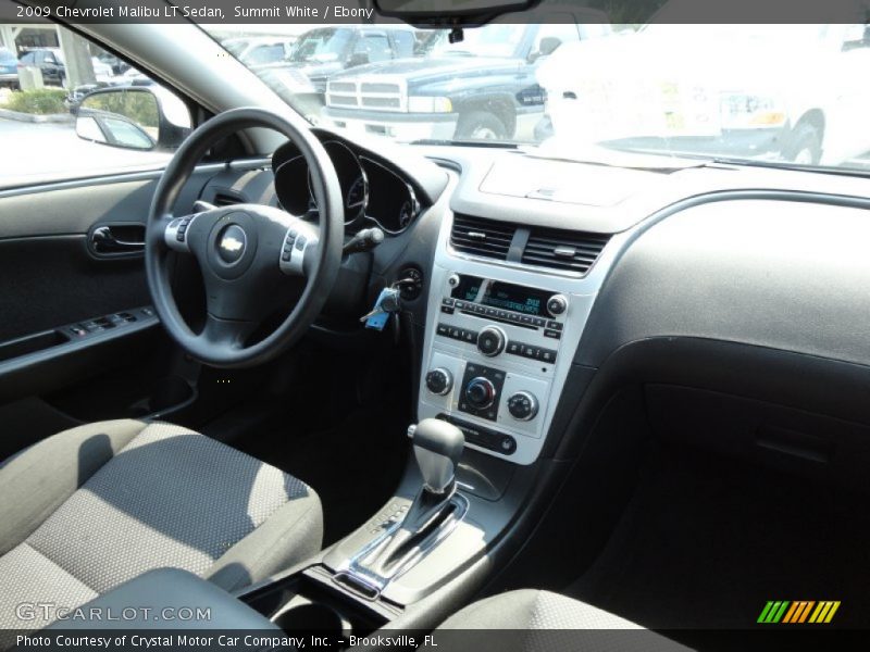 Summit White / Ebony 2009 Chevrolet Malibu LT Sedan