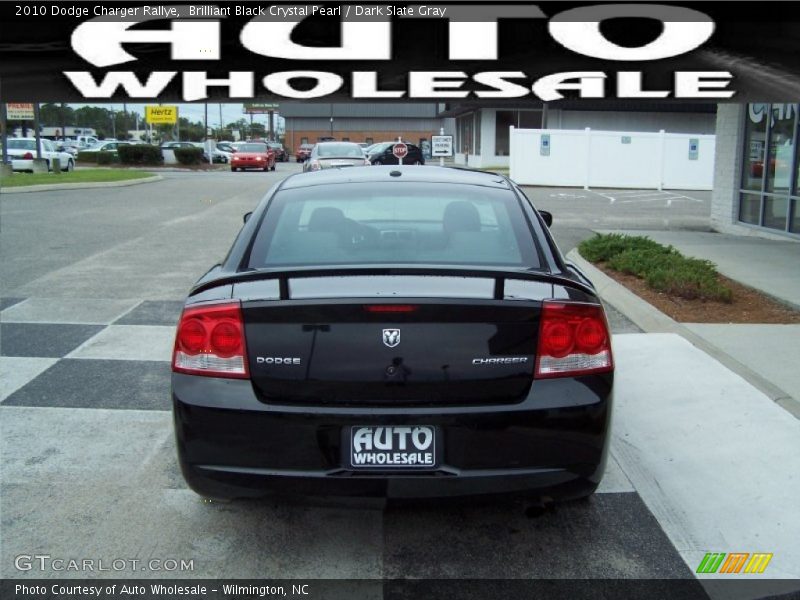 Brilliant Black Crystal Pearl / Dark Slate Gray 2010 Dodge Charger Rallye