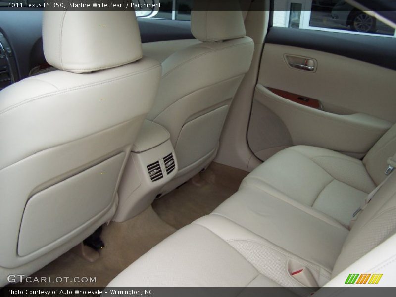 Starfire White Pearl / Parchment 2011 Lexus ES 350