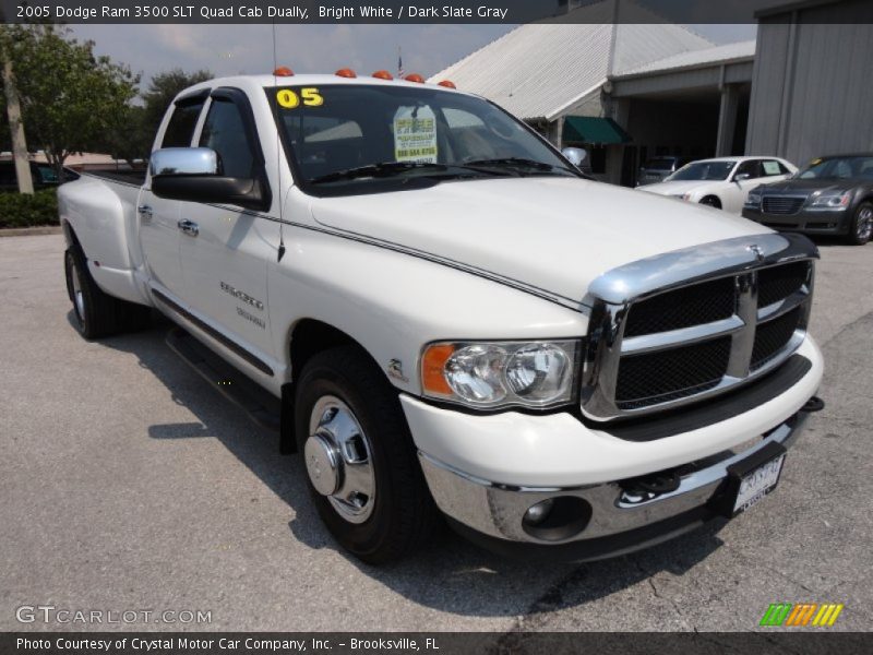 Front 3/4 View of 2005 Ram 3500 SLT Quad Cab Dually