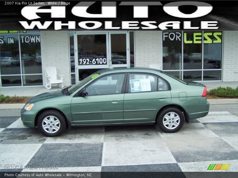 White / Beige 2007 Kia Rio LX Sedan
