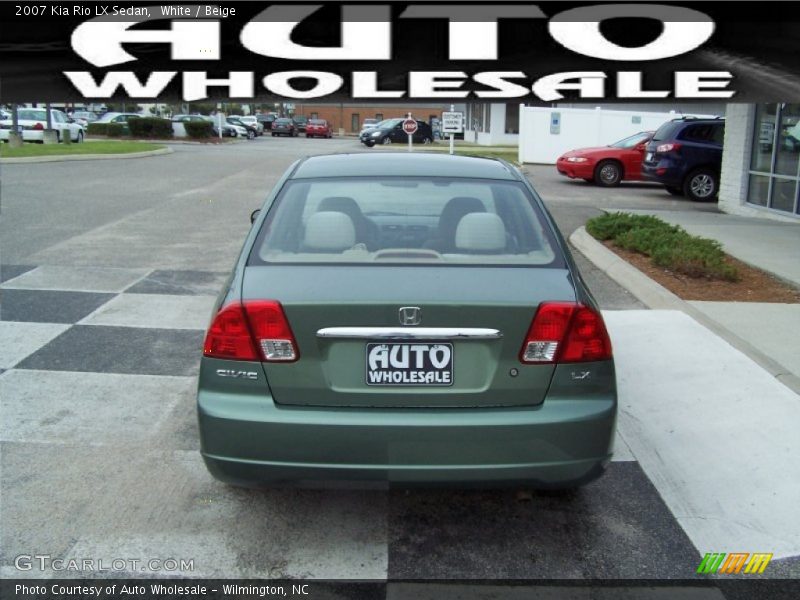 White / Beige 2007 Kia Rio LX Sedan