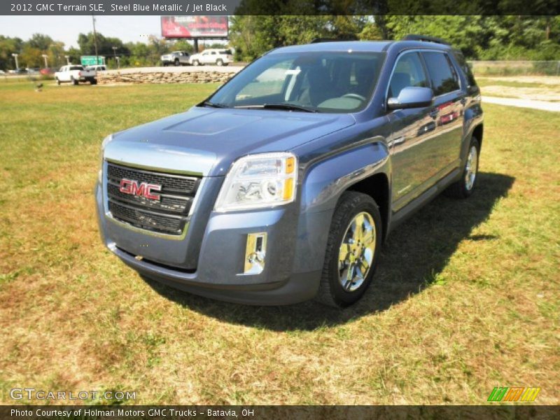 Front 3/4 View of 2012 Terrain SLE