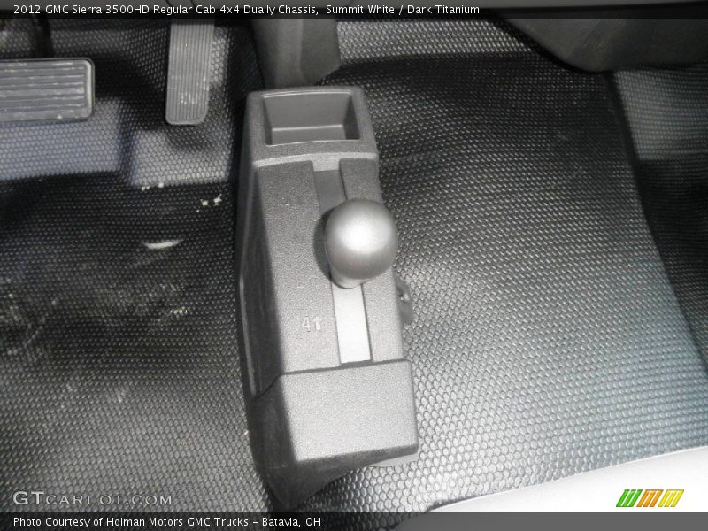 Controls of 2012 Sierra 3500HD Regular Cab 4x4 Dually Chassis