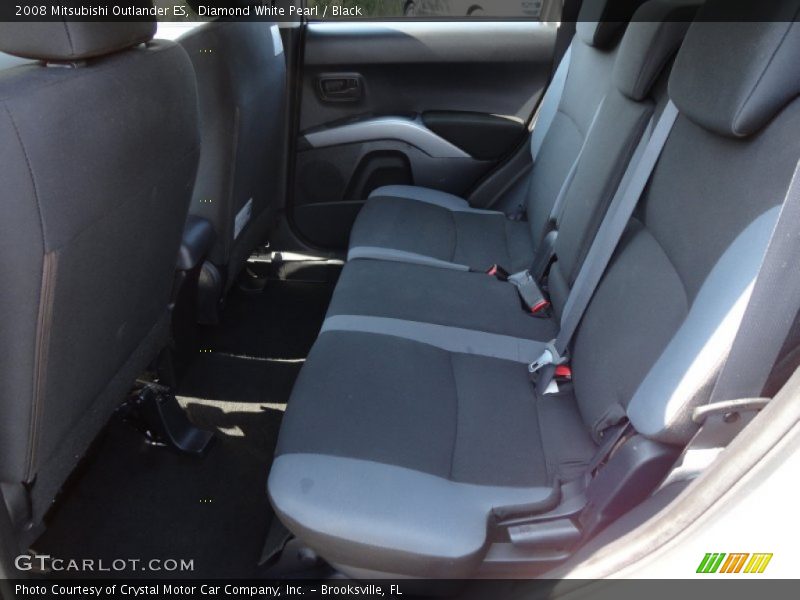  2008 Outlander ES Black Interior