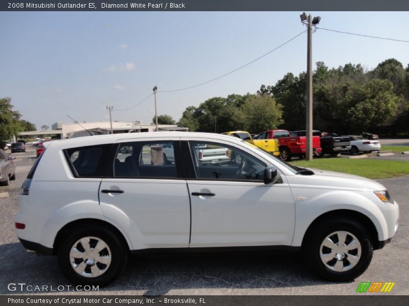Diamond White Pearl / Black 2008 Mitsubishi Outlander ES