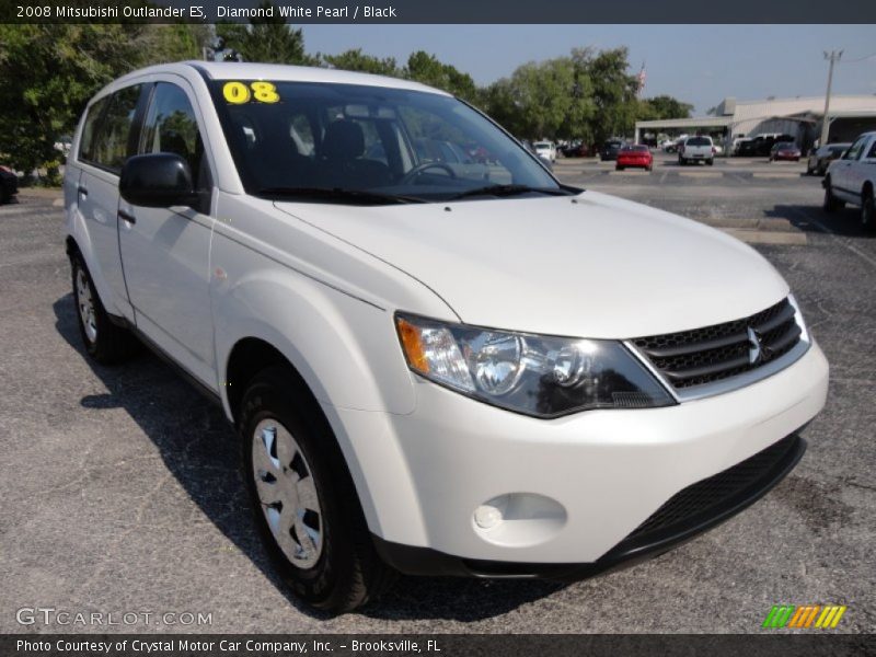 Diamond White Pearl / Black 2008 Mitsubishi Outlander ES