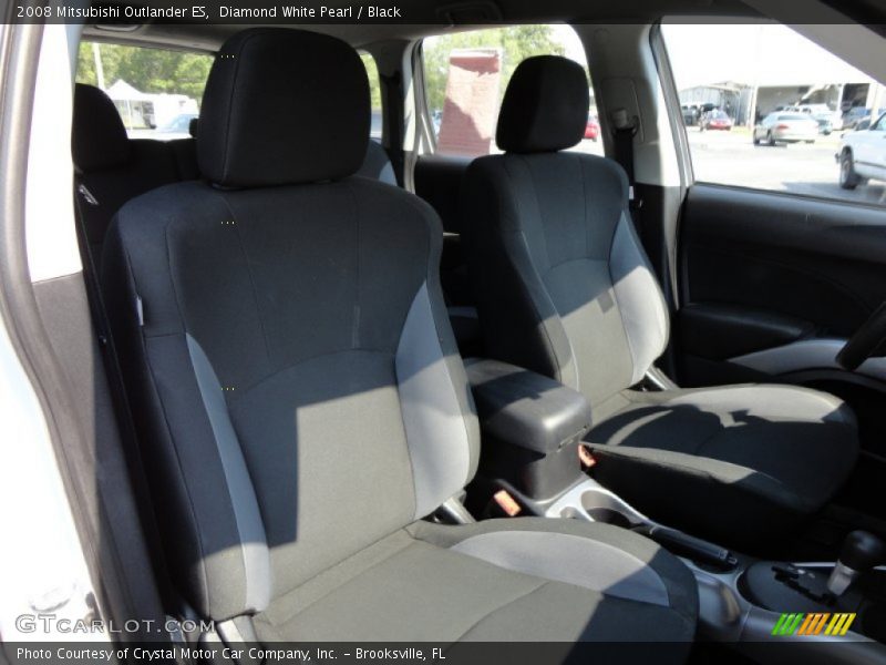 Diamond White Pearl / Black 2008 Mitsubishi Outlander ES