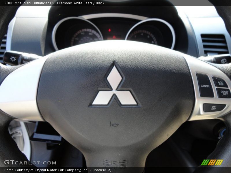 Diamond White Pearl / Black 2008 Mitsubishi Outlander ES